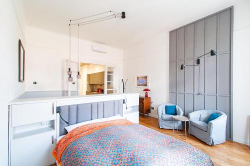 Suite with Parliament view