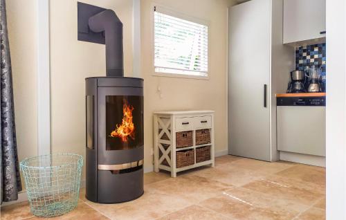 Φωτογραφία από το άλμπουμ του 3 Bedroom Lovely Home In Scherpenisse σε Scherpenisse
