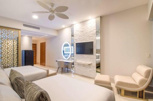 Un ou plusieurs lits dans un hébergement de l'établissement Ocean view suite