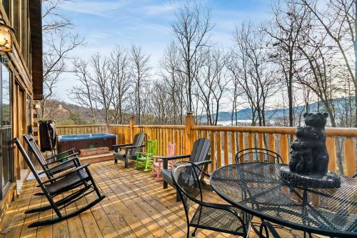 Deja View Serene Mountain Cabin for a Family Get-away with a Hot tub Sauna Fire pit that is Pet Friendly photo 56