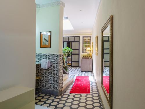 Bany a Riad Privatif , piscine & petit déjeuner gratuit - Internet Wifi Fibre Optique -Top Location