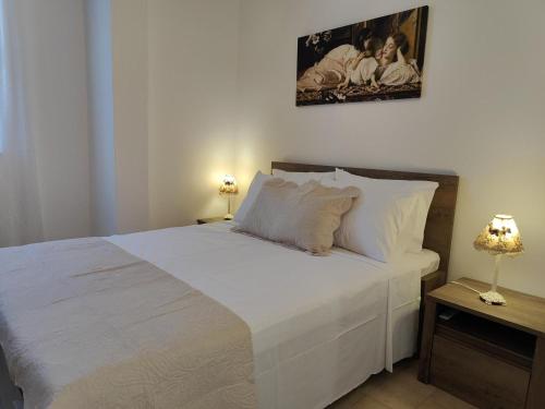 Postel nebo postele na pokoji v ubytování Laurel LK Apt in Kremasti near Airport Rhodes