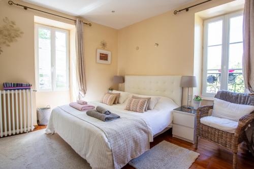Postel nebo postele na pokoji v ubytování Gites du Caylar - Chambres et Appartments