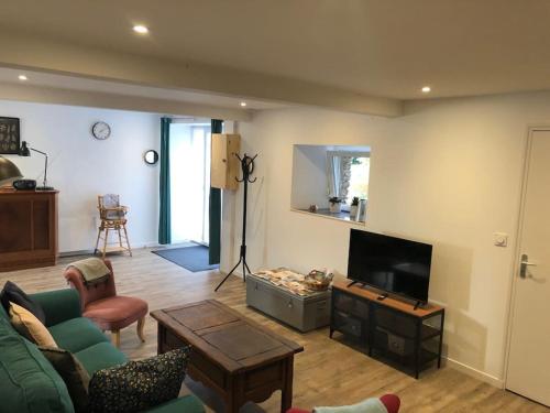 TV/Unterhaltungsangebot in der Unterkunft Gîte de l'hôtel Castel