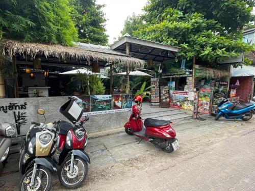Boutique Hotel & Restaurant, Jaidee Bamboo Huts