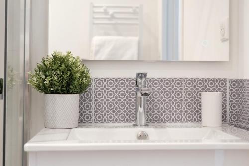 Ένα μπάνιο στο Studio rénové avec belle terrasse