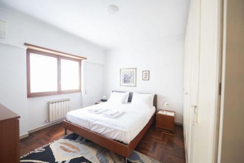 Luminous 2BR Family Apartment in Residential Area