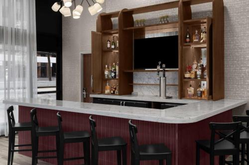 Hampton Inn Cleveland-Downtown Image