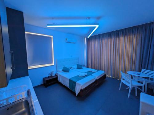 Кровать или кровати в номере Memory Apartments