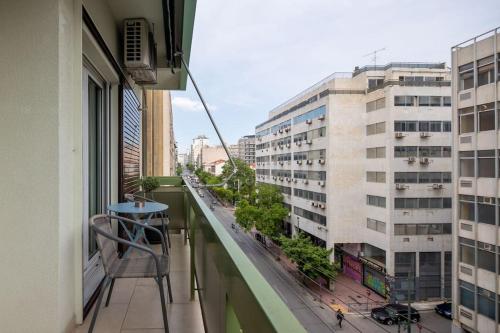 Majestic and spacious apartment near Acropolis