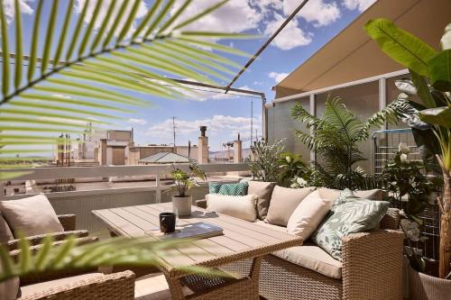Acropolis Penthouse Suite