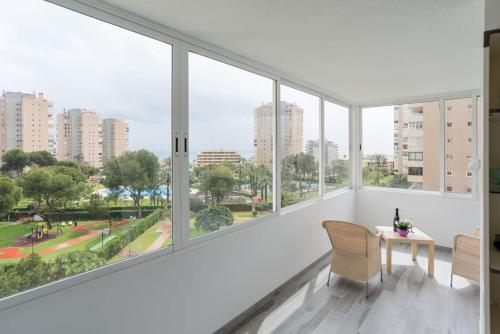 Apartamento Playamar Loft, seasonal pool and terrace