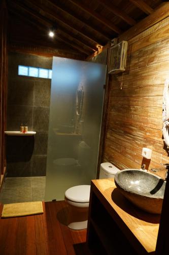 Koupelna v ubytování LASTANA SUITE UBUD