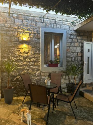 Gambar di galeri bagi Etno village Mihailovic di Herceg-Novi