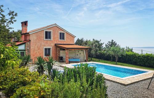 Awesome Home In Kostrena