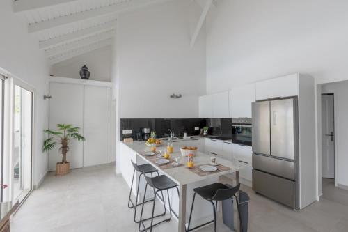 Una cocina o zona de cocina en Villa Moai