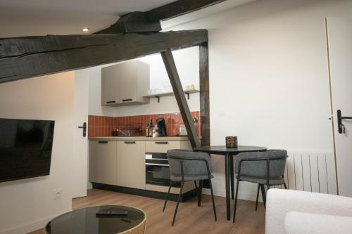 Η κουζίνα ή μικρή κουζίνα στο Barbera Casa Maja - terrasse