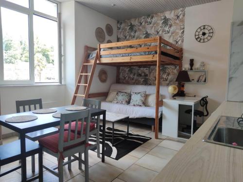 Charmant logement proche mer et montagne