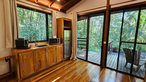 Una cocina o cocineta en Vanilla Hills Resort