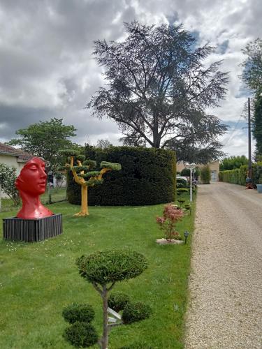 Κήπος έξω από το une pause quelque part au jardin des érables et des niwakis