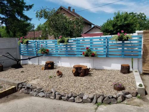 Ein Garten an der Unterkunft Apartmany Detvanka