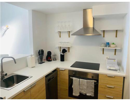 Foto dalla galleria di Apartamentos LAMAROSA -ATICO ,Vistas al Mar Cantabrico PARKING a Burela de Cabo