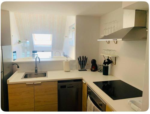 Foto dalla galleria di Apartamentos LAMAROSA -ATICO ,Vistas al Mar Cantabrico PARKING a Burela de Cabo