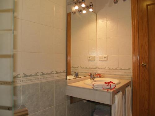 Hotel Corona de Atarfe, Atarfe – Updated 2022 Prices