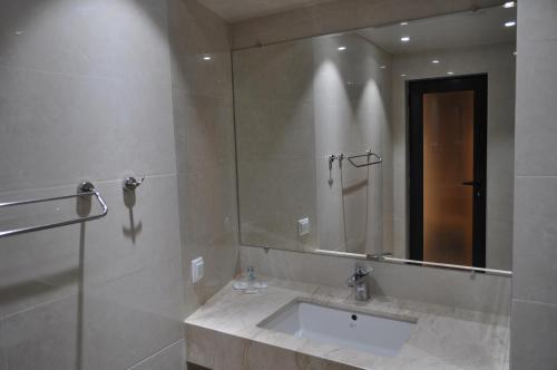 Ванна кімната в Hotel Tyulenovo