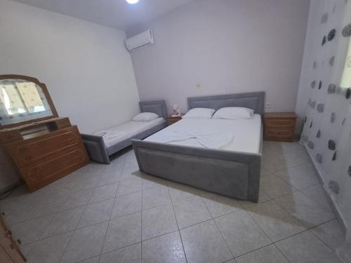 Gallery image of Adriatik Apartments AA in Piqeras