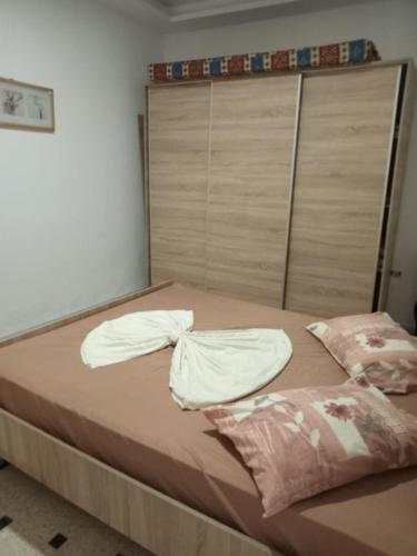Seaview Condo Tabarkaにあるベッド