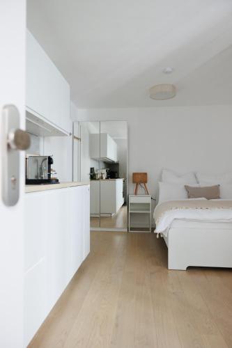 BOHO Studio with Terrace - Augarten - 10 min to Center