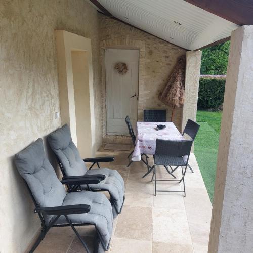 Galeriebild der Unterkunft cabanon provencal en pierre in Riez