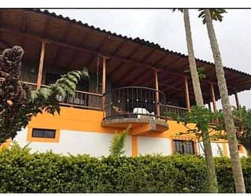 Fotografie z fotogalerie ubytování CASA FINCA LUCITANiA v destinaci Marsella