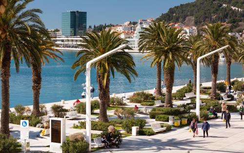 Litore Luxury Rooms JUGO