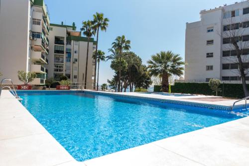 Torremolinos Yellow fabuloso Andra