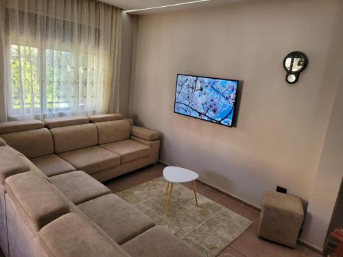 Arti House at Center