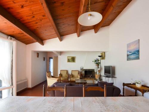 Maison de vacances 4 pièces pour 6 personnes à 300m de la mer à La Palmyre - Tennis, patio, parking - FR-1-705-74