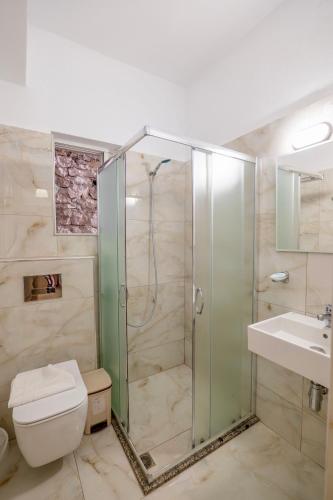 Gallery image of Eleni Guest House in Sarandë
