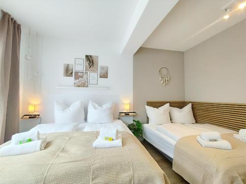 Postel nebo postele na pokoji v ubytování Bohotastic Apartment für bis zu 4, Terrasse, Grill