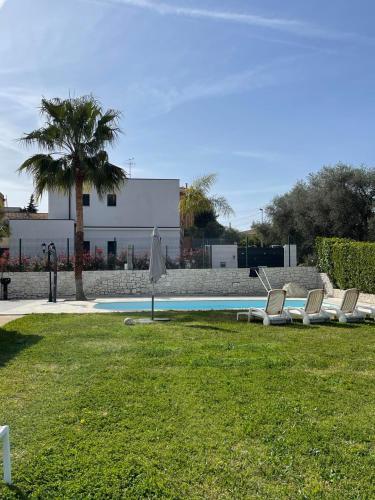 Magnifique studio sur les hauteurs de Nice, piscine, parking et WIFI