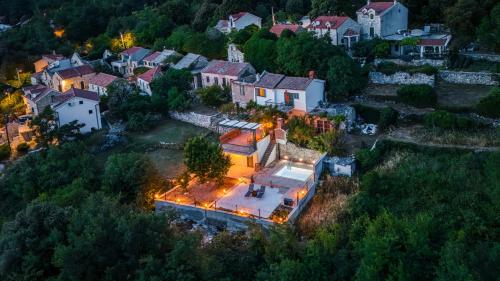 Gallery image of House Dida Mate - cozy house in nature with heated pool in Tučepi
