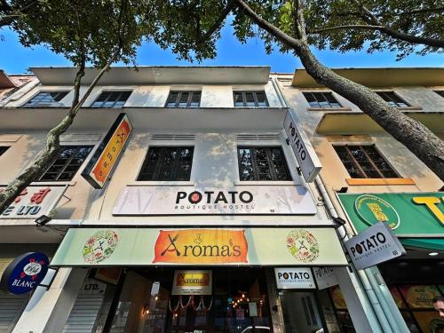 POTATO Boutique Hostel