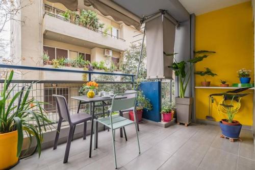 Lux clevercomfy appartmentthe center of Athens