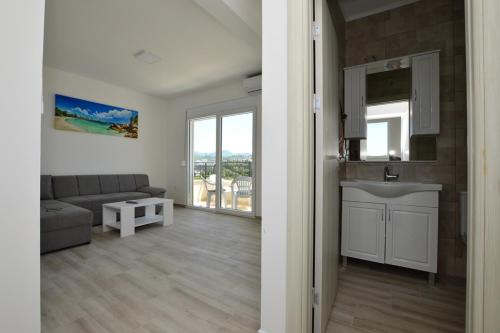 Fotografie z fotogalerie ubytování Apartmani Tomic Igalo v destinaci Igalo