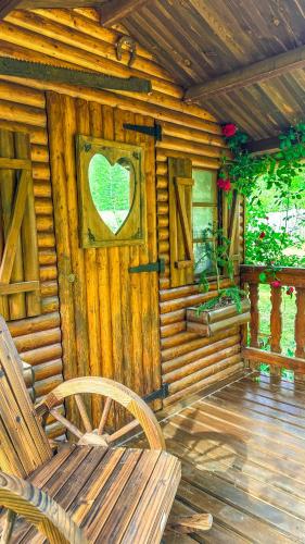 Gambar di galeri bagi Chalet en verre sous une pluie étoilée di Lantosque