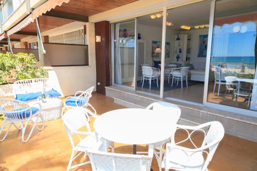 UHC Piscis Apartments