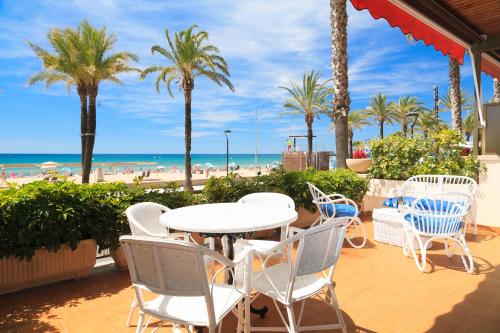 UHC Piscis Apartments