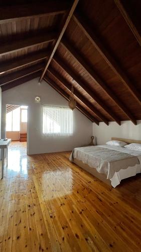Alexandros suite