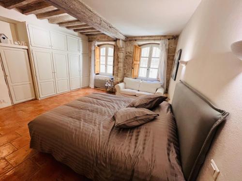 Magnifique appartement 70m2 proche du palais des papes photo 9